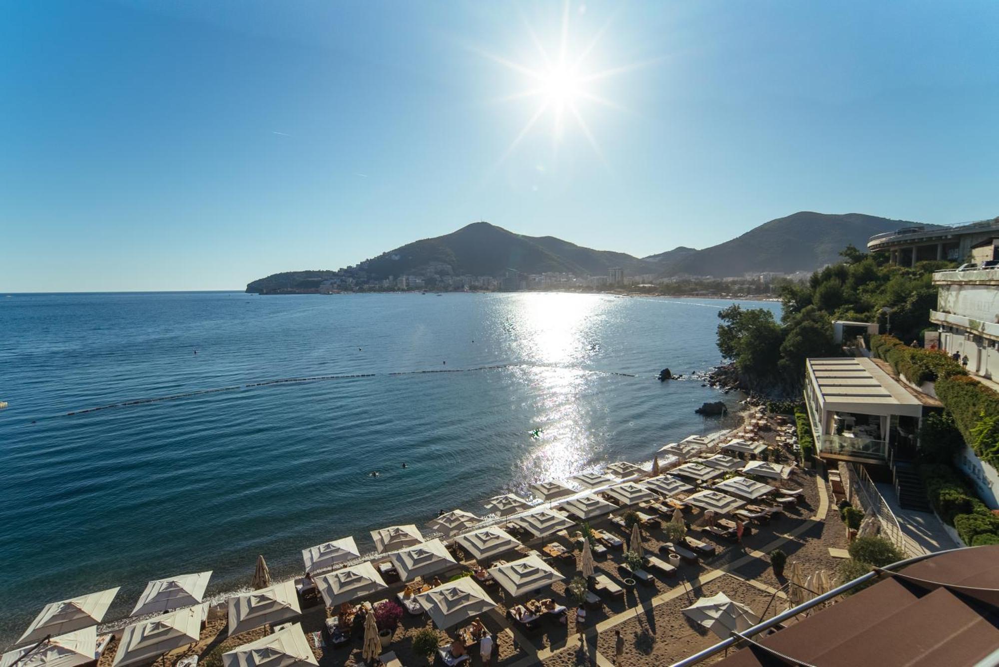 Luxury Waterfront At Dukly Gardens Villa Budva