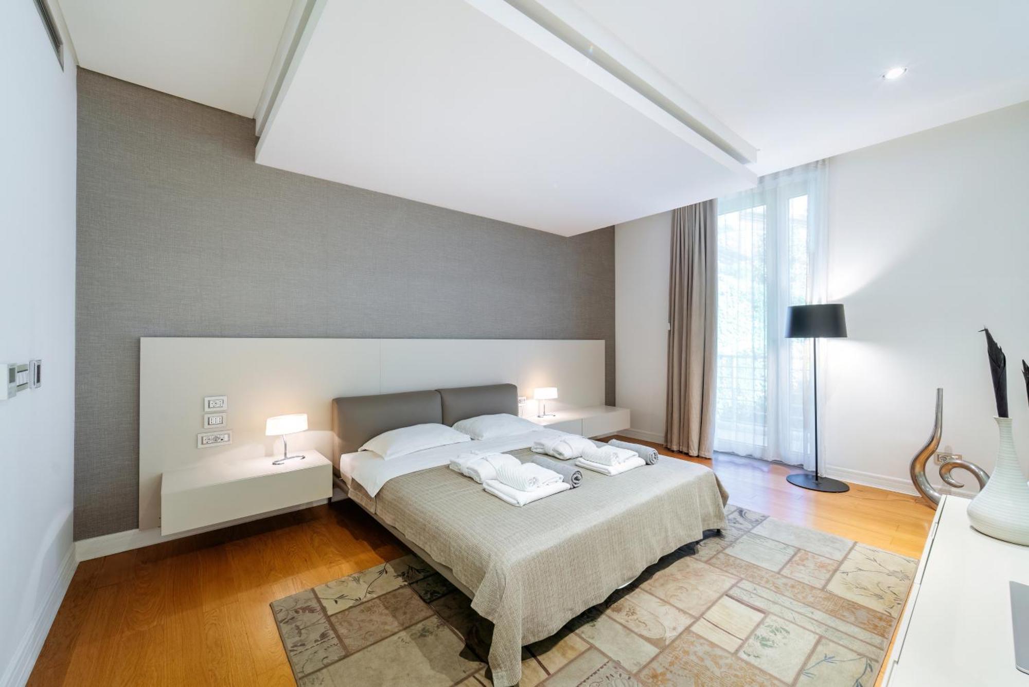 Villa Luxury Waterfront At Dukly Gardens Budva